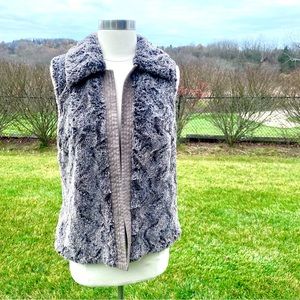 Chico’s Luxe Faux Fur Vest